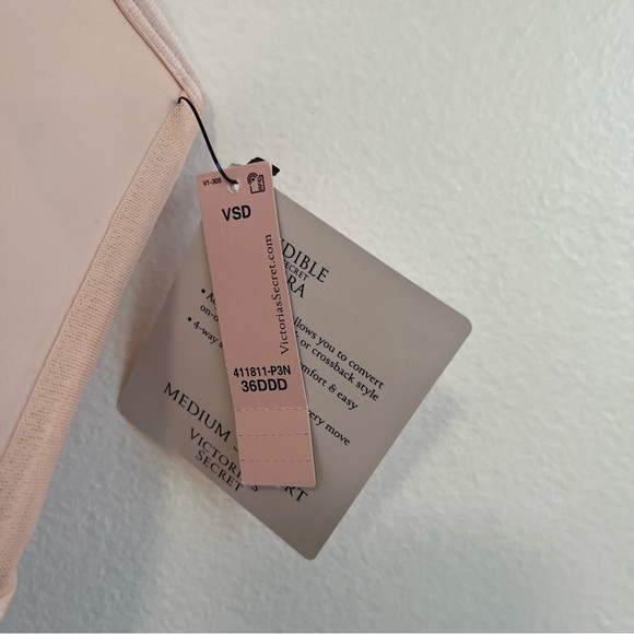 NWT Victoria’s Secret Incredible Spirts Bra Blush Pink Convertible Traps 36DDD - Picture 6 of 7